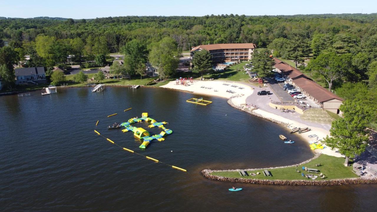 Aloha Beach Resort Wisconsin Dells Exterior photo